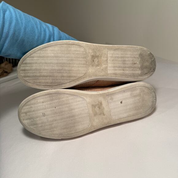 Trask Lindsey Blush Pink Metallic Fashion Sneaker Size 9 - Picture 6 of 7